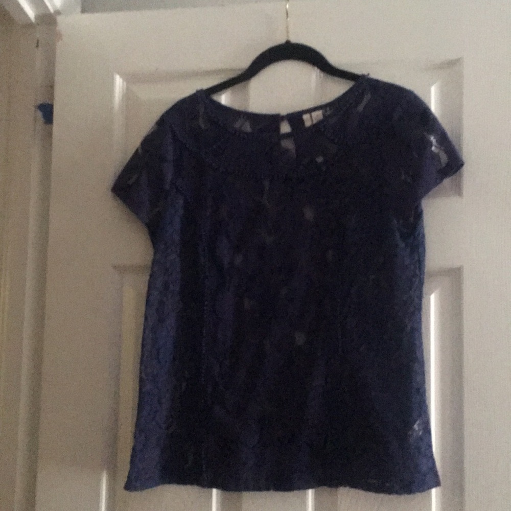 Short sleeved navy shirt!!